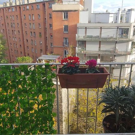 Studio With Balcony Париж Екстериор снимка